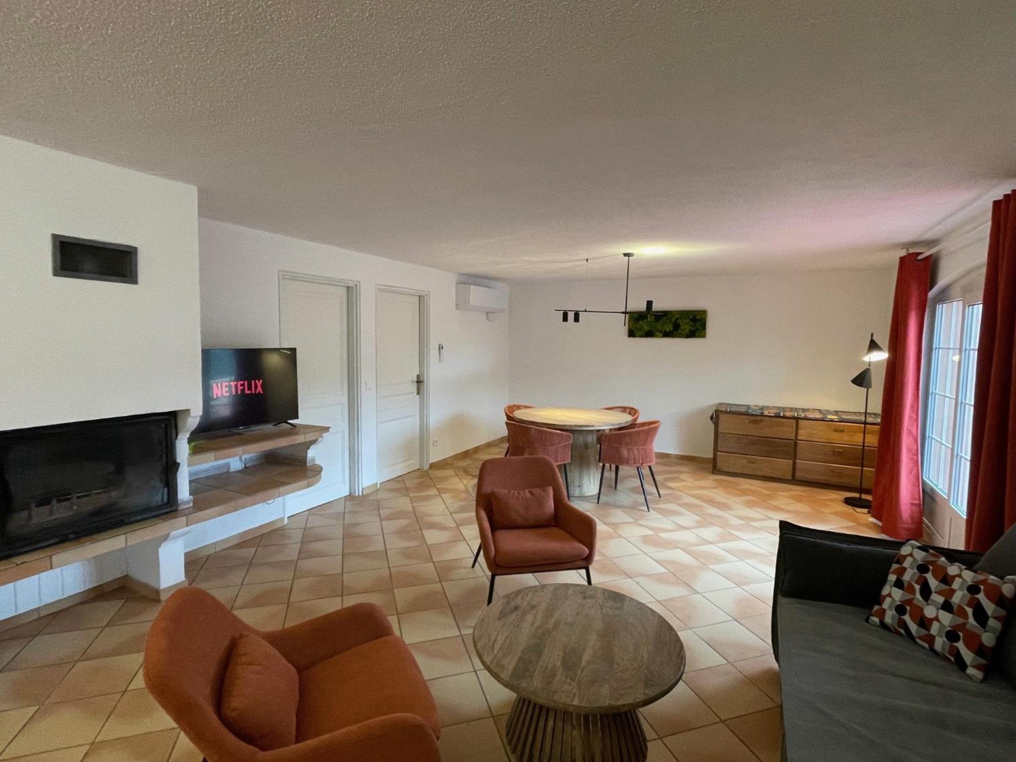 La 101 -topvacances -les Issambres Apartment La Garonnette-Plage